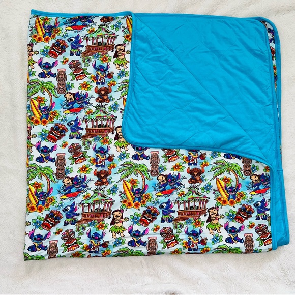 🌊Lilo & Stitch Bamboo Blanket🌊 - Picture 2 of 6